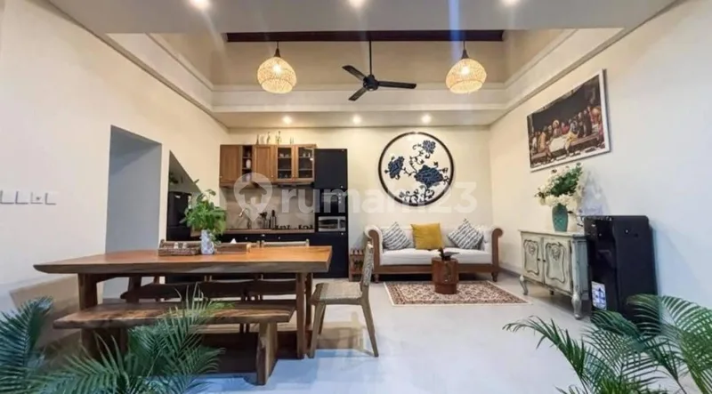 Villa Baru Lokasi Strategis 2 Lantai Dekat Pantai di Kedonganan - Real Estate in Bali