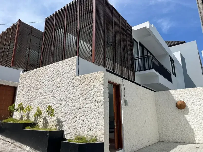 DI JUAL VILLA DI NUSA DUA BADUNG BALI DEKAT PINTU TOLL - Bali in Bali