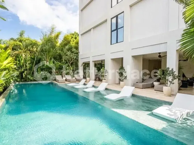 Modern 1-Bedroom Apartment in Batu Bolong, Canggu - Real Estate in Bali