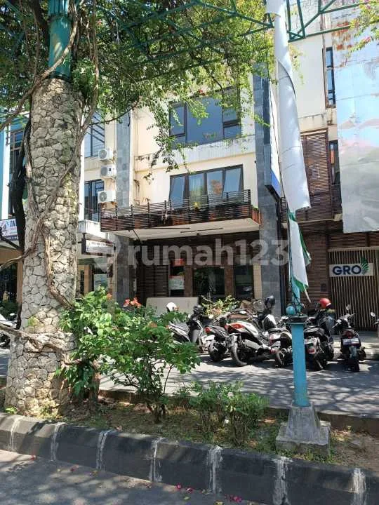 Ruko Strategis Istana Kuta Galeria Kuta Bali - Real Estate in Bali