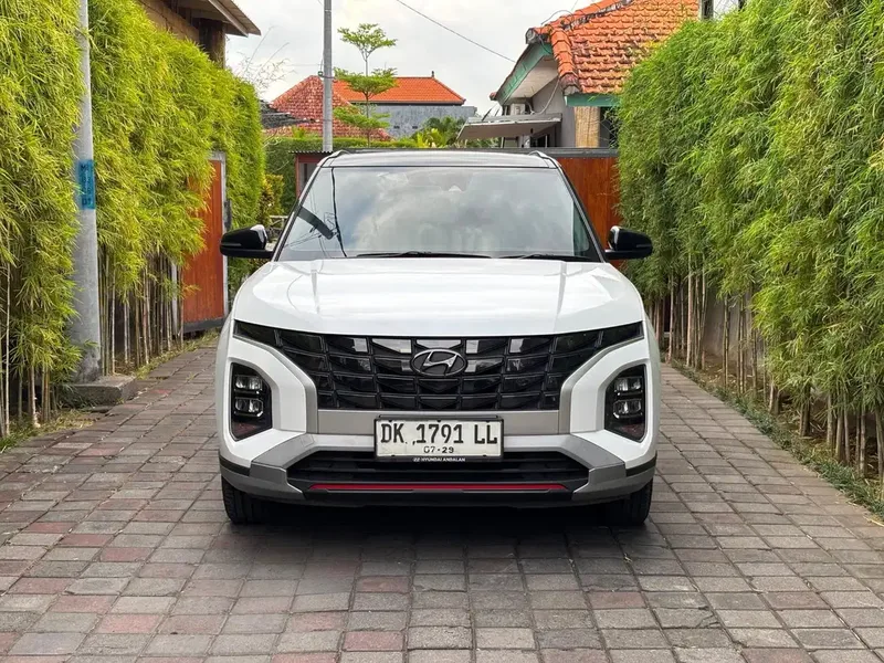 Hyundai Creta Prime AT 2023 Two Tone Putih - Vehicles in Bali