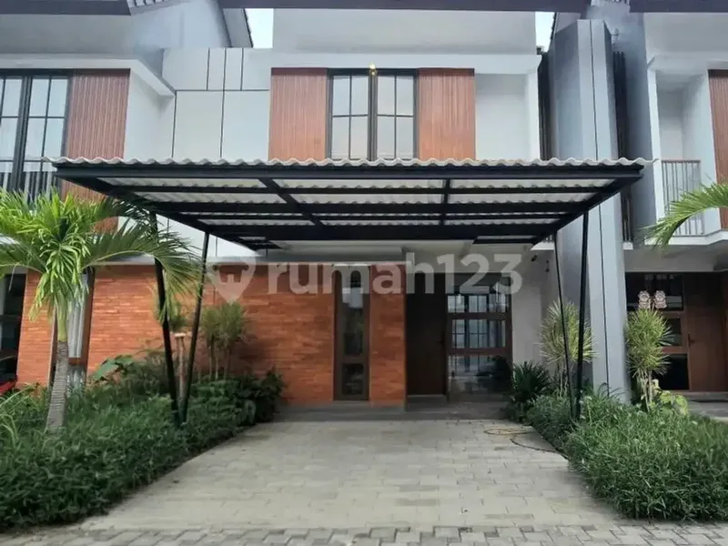 Freehold Modern House One Gate System Near Toll Gate Sanur - Real Estate in Bali