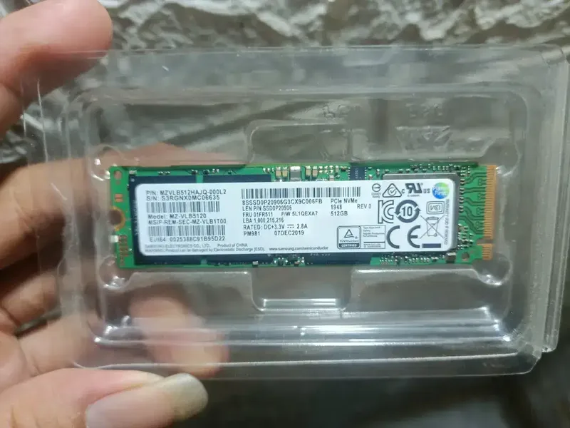 Dijual SSD nvme Samsung Pabrikan Copotan Laptop kapasitas 512 gb - Electronics in Bali