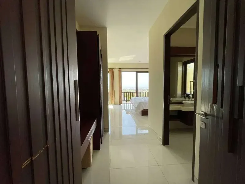 FOR SALE VILLA WITH AIRPORT AND OCEAN VIEW IN UNGASAN - Real Estate in Bali