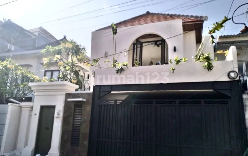 Villa For Sale Fully Furnished Sanur - Real Estate in Bali