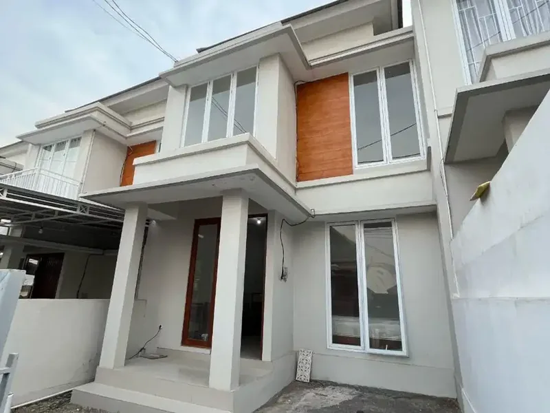 FOR SALE RUMAH BAGUS ONE GATE SYSTEM 3BR KAWASAN MUNGGU TABANAN - Real Estate in Bali