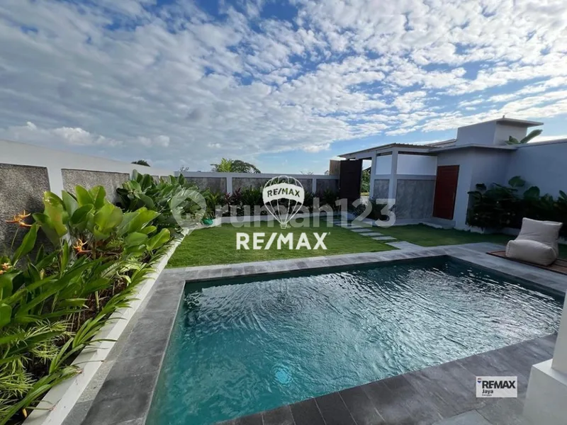 Stunning 2 Bedroom Private Pool Villa For Rent In Canggu - Real Estate in Bali