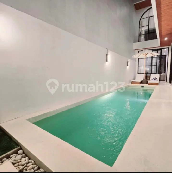 Villa Mewah di Jln Balangan Full Furnish dengan Privat Poll - Real Estate in Bali