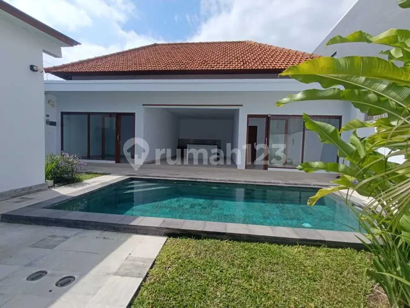 Modern 2-Bedroom Villa With Private Pool In Prime Canggu Area - Real Estate in Bali