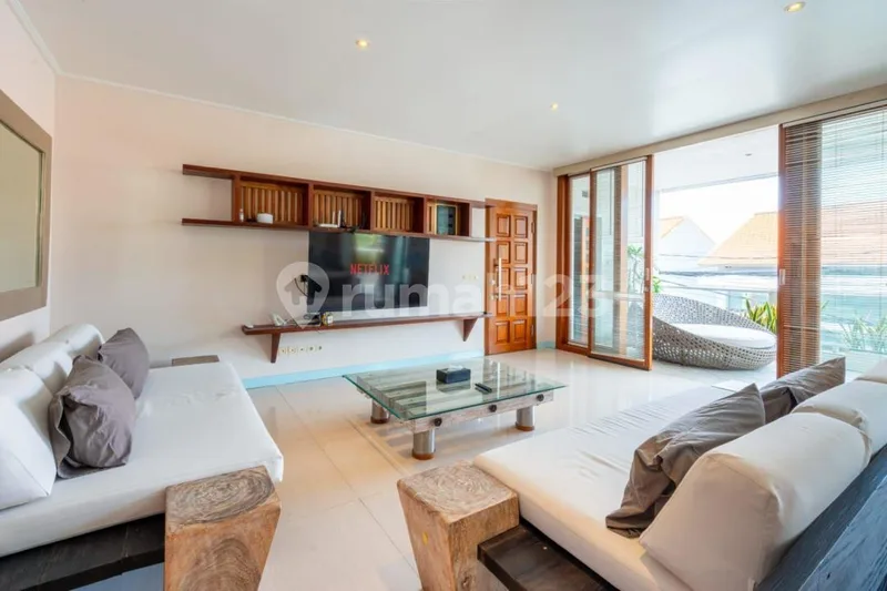 Spacious Two Bedroom Apartment In Premium Berawa Canggu Area - Real Estate in Bali