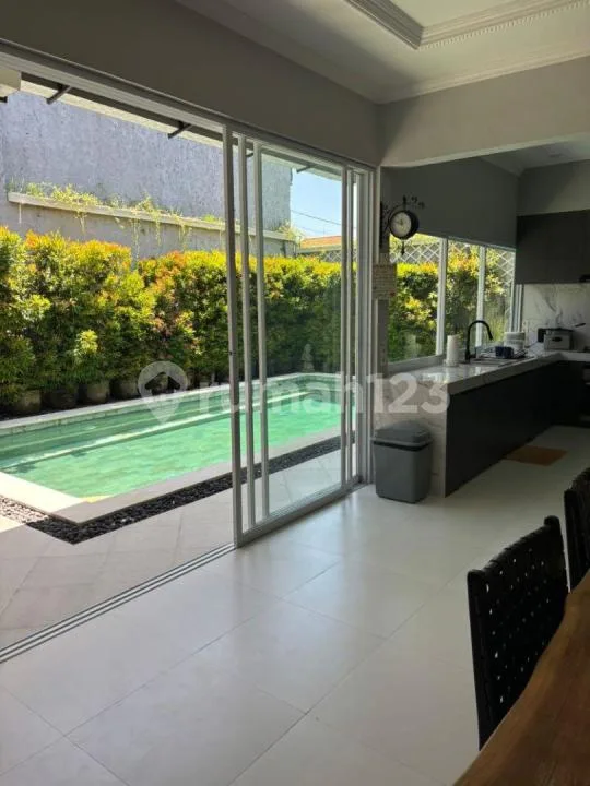 Modern 4+1 Bedroom Family Villa | Walking Distance To Mertasari Beach | Sanur Beachside - Bali in Bali