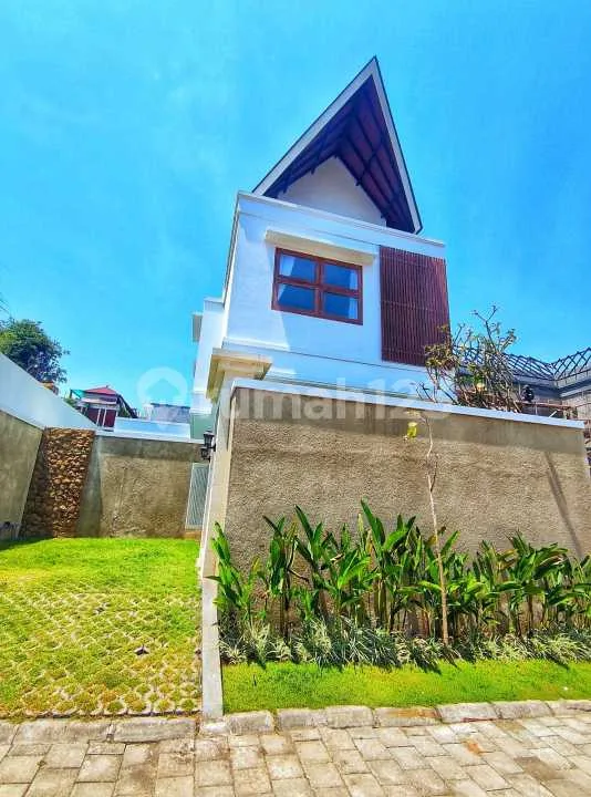 Villa Cantik di Ungasan Dekat Jalan Utama Uluwatu Bali - Real Estate in Bali