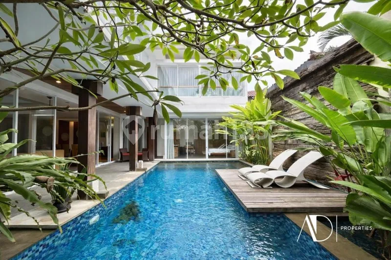 Yearly Rental | 4-Bedroom Villa Within Gated Complex In Seminyak - Real Estate in Bali
