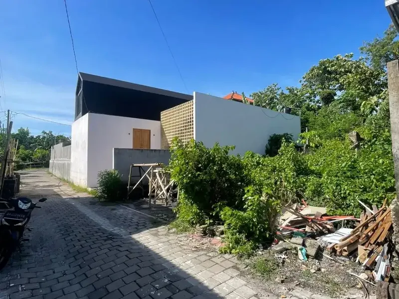 Small Plot Of Land 1,75 Are Leased For 23 Years in Nusa Dua - Real Estate in Bali