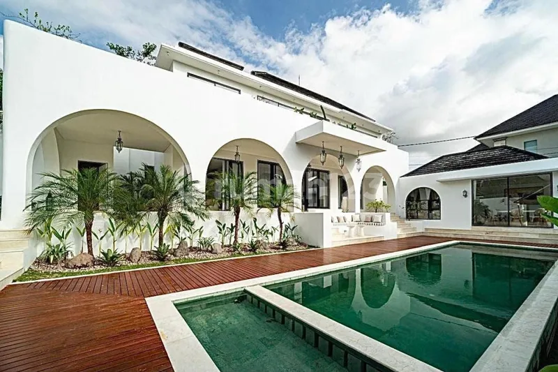 Modern Mediterania Luxury Villa At Berawa Canggu Center - Bali in Bali