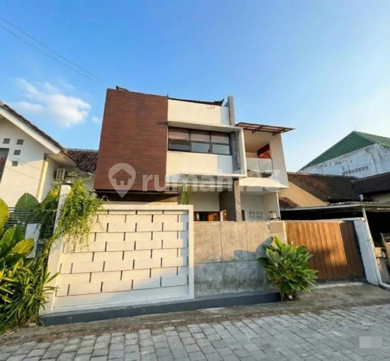 Freehold (Dijual) Rumah Modern Semi Villa - Real Estate in Bali