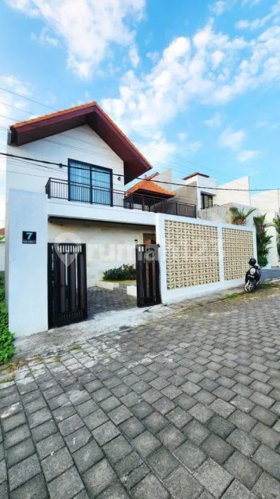 Escape To Paradise: Your Brand New Canggu Villa Awaits! - Real Estate in Bali