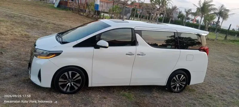 Toyota Alphard 2020 Diesel - Vehicles in Bali