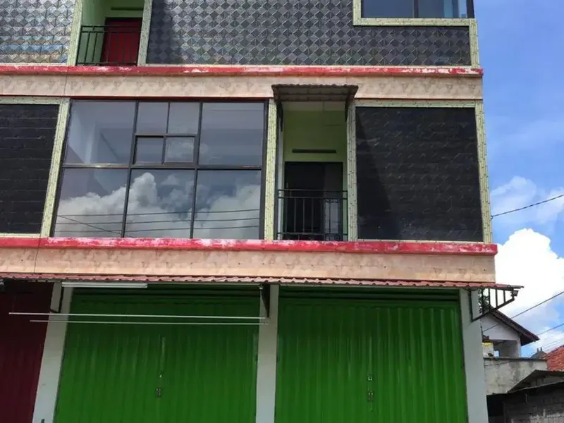 Ruko 3 Lantai di Jalan Utama Monang Maning - Real Estate in Bali