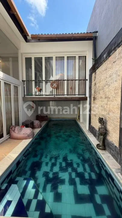 Guesthouse 7Br With Private Pool For Rent In Prime Jimbaran Area - Real Estate in Bali