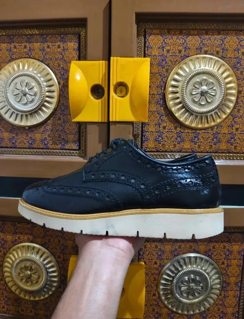 Sepatu Kulit Renoma Paris size 39 Original - Hobbies & Sports in Bali