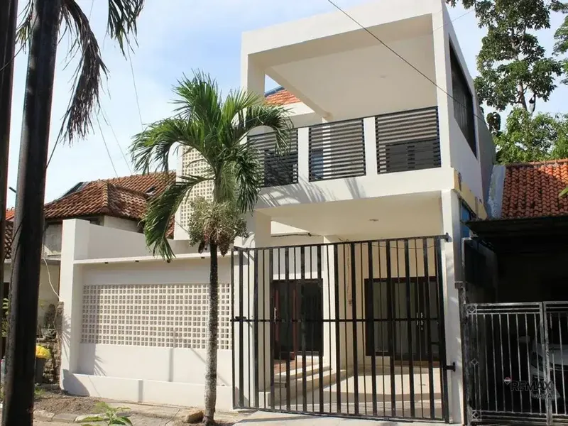 Rumah Modern Dijual di Puri Gading Jimbaran dengan Private Pool - Real Estate in Bali