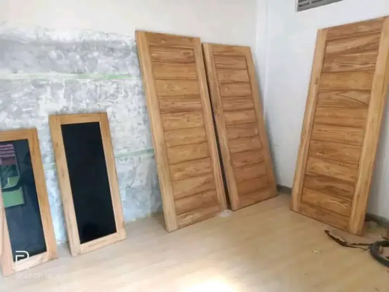 Jual daun pintu bahan kayu mahoni dan jati barang ready stock - Home & Garden in Bali