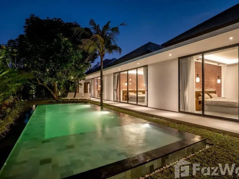 3 Bedroom Villa for sale in Tumbak Bayuh, Bali - Bali in Bali