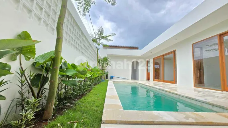 For Lease 19 Years: Brand New 3 Bedrooms Villa On Wwestside Sanur - Bali in Bali
