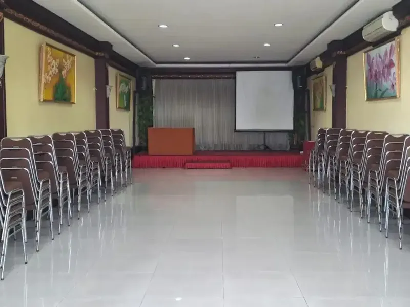 Tempat usaha dan tanah kosong Disewakan di Cargo Denpasar Utara - Real Estate in Bali