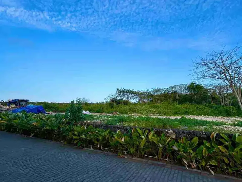 DIJUAL  TANAH  6 ARE POSISI  HOOK DI NUSA DUA CN - Bali in Bali