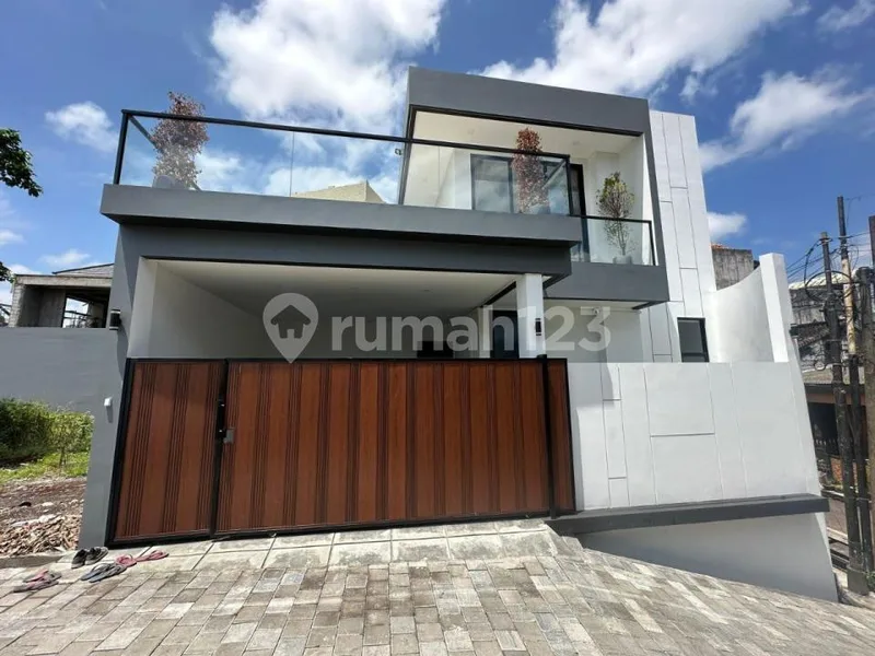Villa Baru Mewah Strategis Premium Dgn Pool Furnish Berawa Canggu - Real Estate in Bali