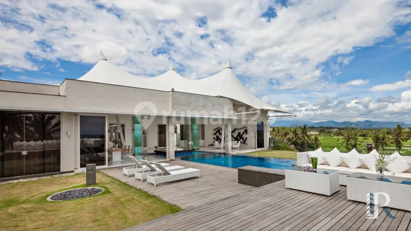 Exceptional Designer 3 Bedroom Villa In Keramas, Bali For Lease - Real Estate in Bali