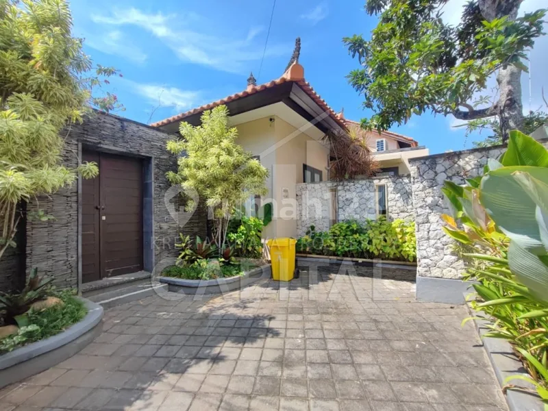 Villa Nyaman di Taman Mumbul Nusa Dua - Bali - Real Estate in Bali