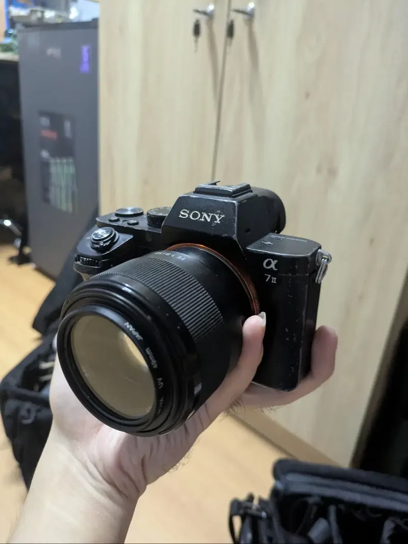 Sony A7 mark II a7m2 a7ii mirrorless dlsr & Lensa FE 50mm f1.8 - Electronics in Bali