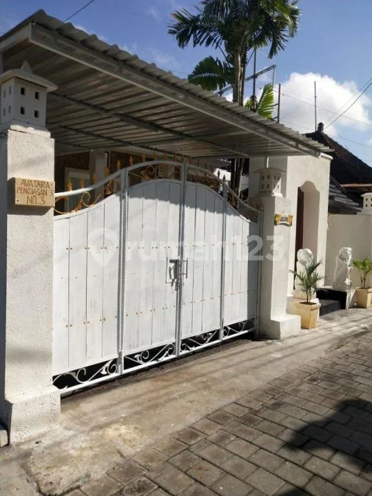Vila 1 Lantai Dekat Pantai Mertasari Sanur Bali - Real Estate in Bali