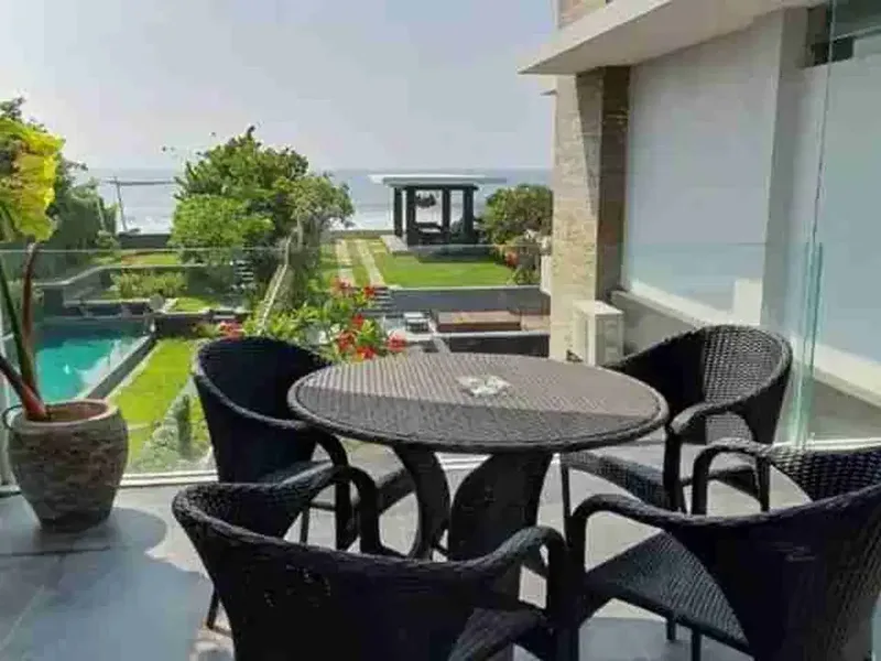 Villa Los Pantai Keramas Blahbatuh Gianyar dekat Pering Saba Ketewel Sanur - Bali in Bali