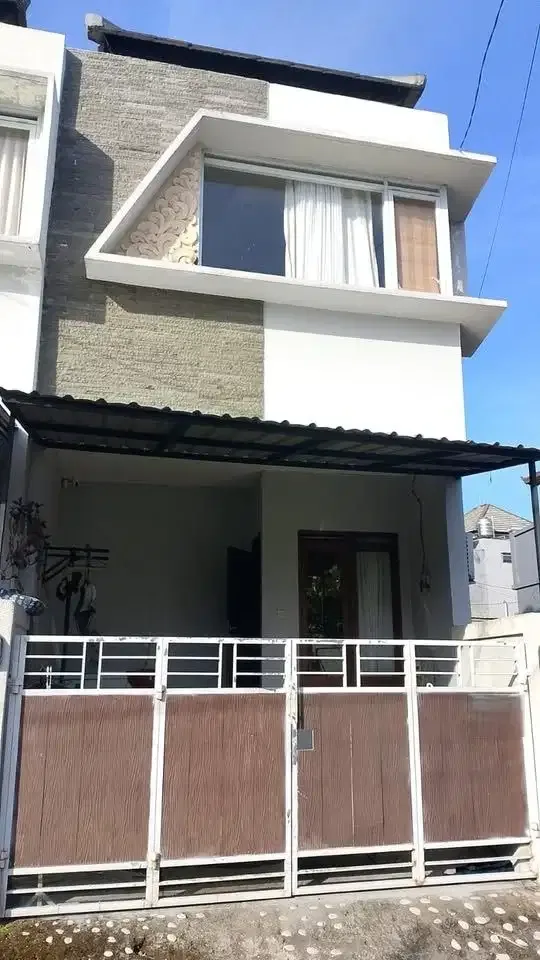 Rumah 2 Lantai Siap Huni Terawat di Dalung Kuta Utara Badung - Real Estate in Bali
