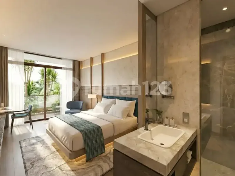 Exclusive Luxury Hotel Investment 38 Meter Leasehold 35 Years In The Heart Of Petitenget Seminyak Bali - Real Estate in Bali