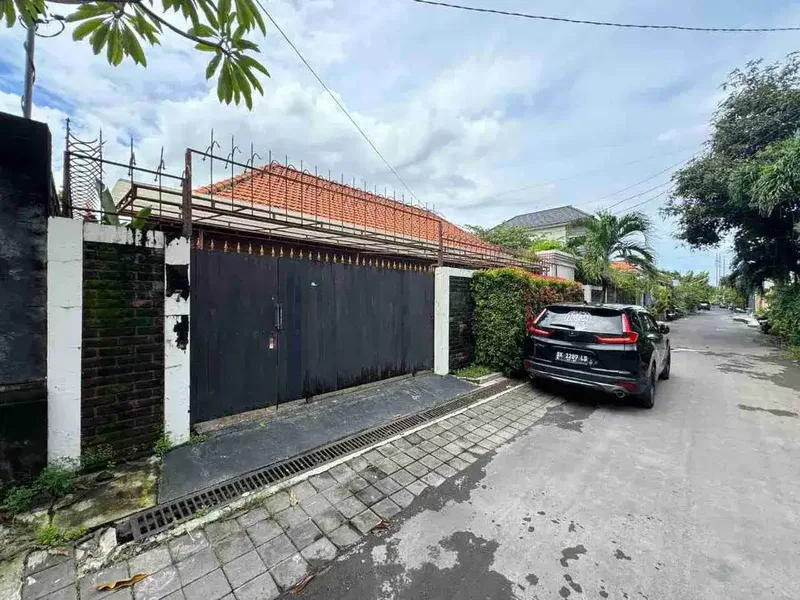 DIJUAL VILLA ASTETIK, PENYARINGAN, SANUR, DENPASAR SELATAN - Real Estate in Bali