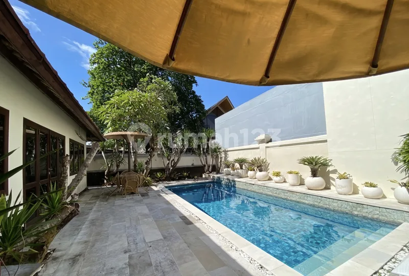 Villa 2 Kamar Sewa Tahunan di Batu Belig Bali Dekat Pantai - Bali in Bali