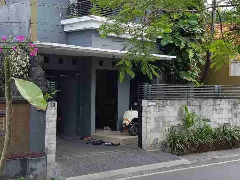 Rumah Modern Minimalis 5 Kamar di Renon Denpasar - Real Estate in Bali