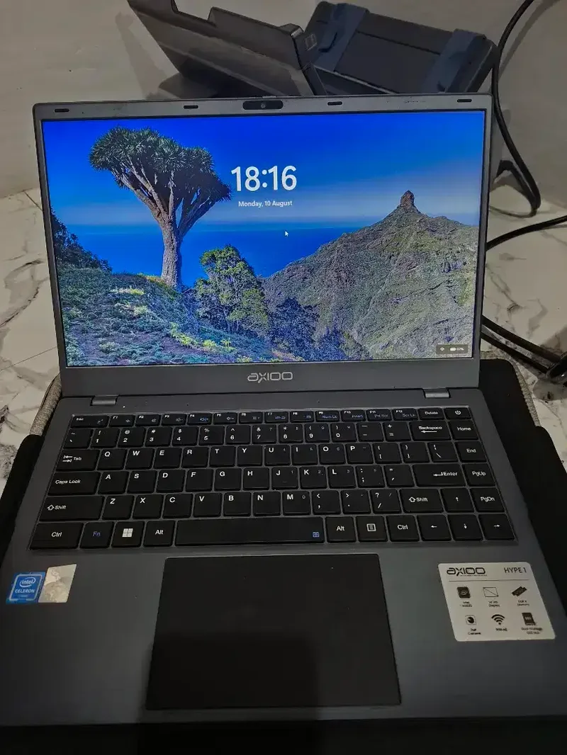 Laptop bekas masih bagus, 1,2jt - Electronics in Bali