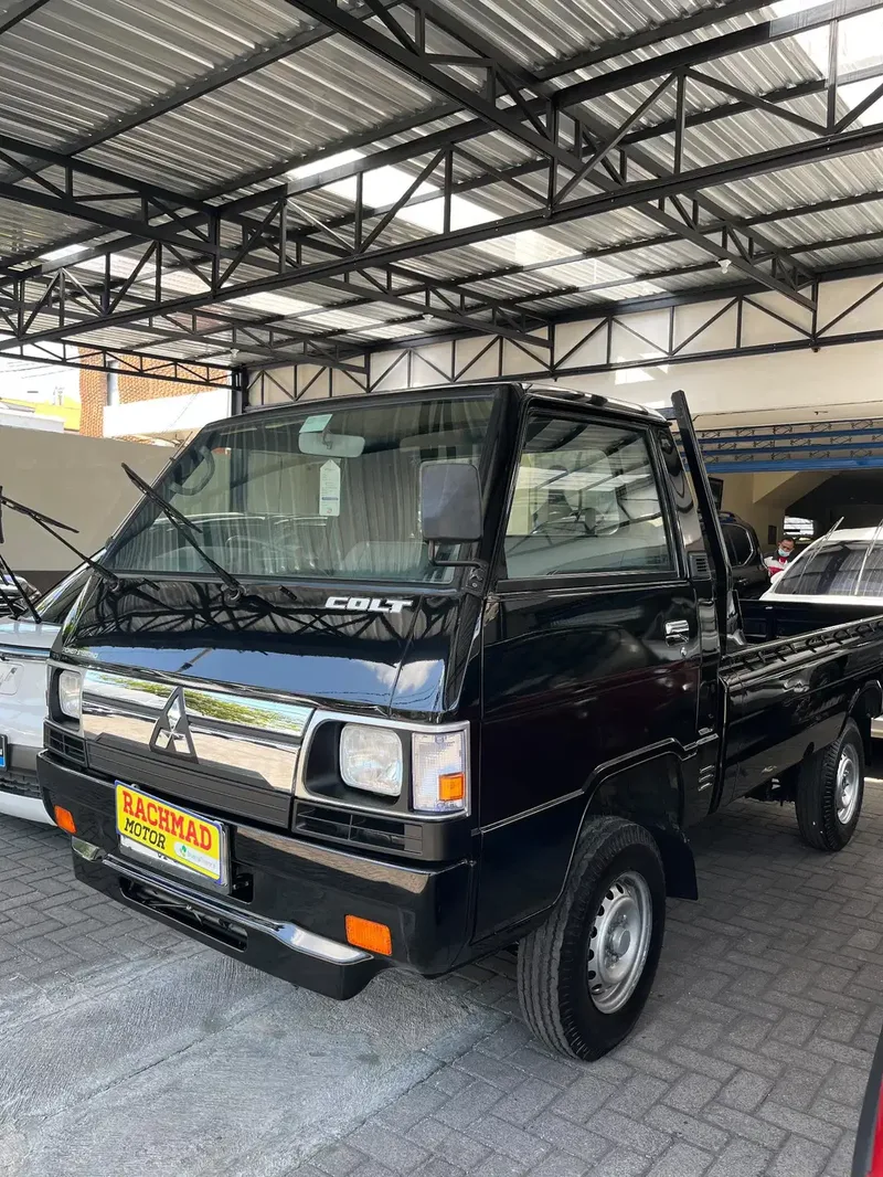 Mitsubishi L300 pick up 2024 hitam - Vehicles in Bali