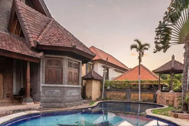 TANAH BONUS VILLA LINGKUNGAN ELITE KEROBOKAN - Bali in Bali