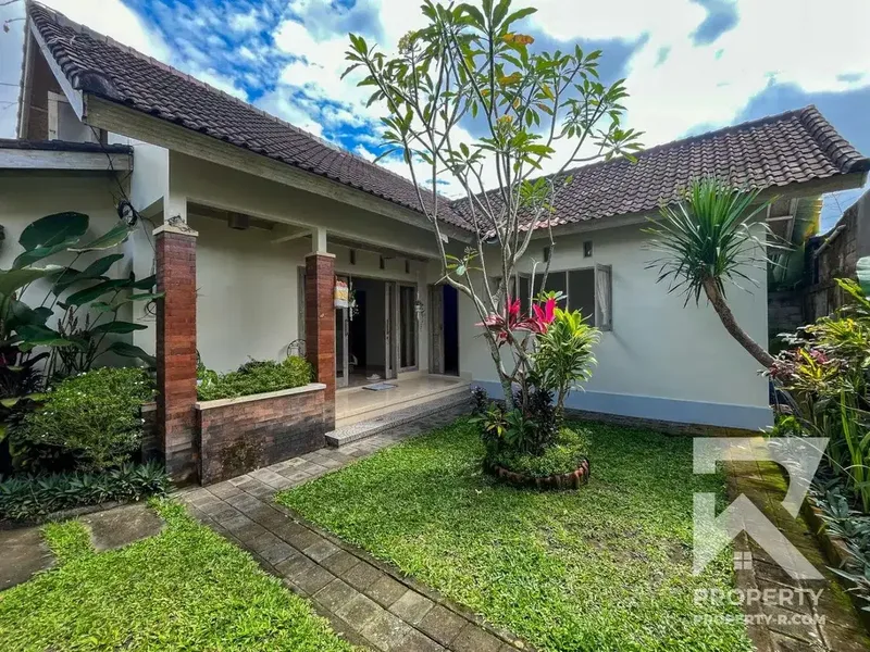 2 Bedroom Villa with Garden in Ubud Bali for Sale Leasehold - Real Estate in Bali