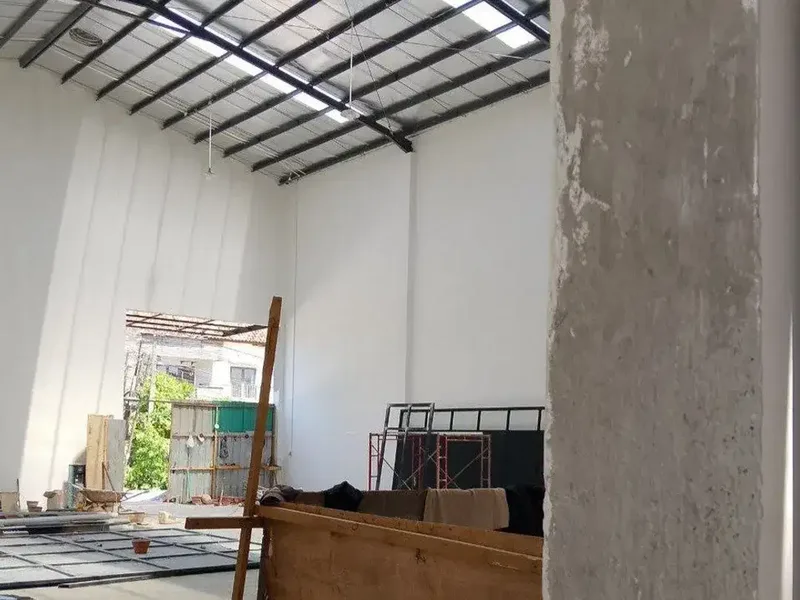 Gudang Besar Luas Tanah 450 m2 Disewakan, di Denpasar Barat - Real Estate in Bali