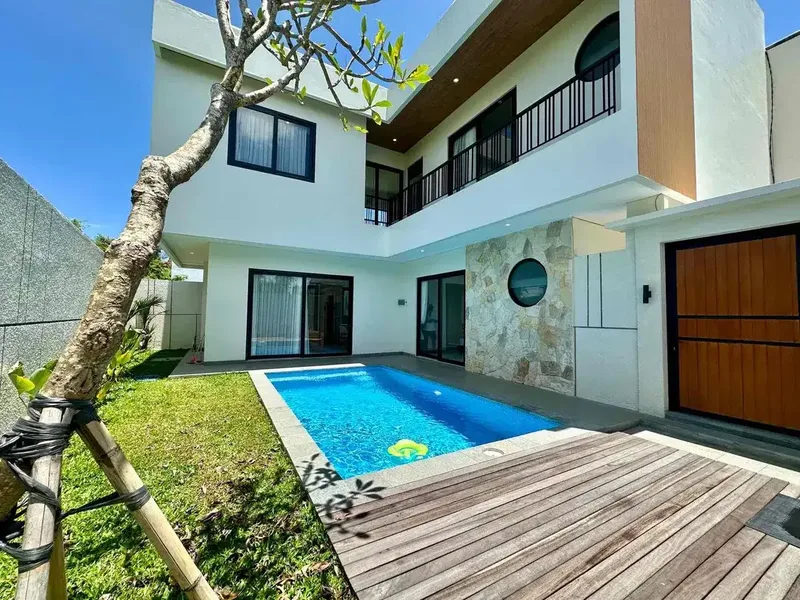 BRAND NEW 3 BEDROOMS MINIMALIST MODERN TROPICAL STYLE  QUIET ARE LOCATION AT MUNGGU - Real Estate in Bali