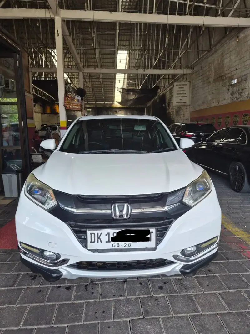 Honda HR-V Matic - Vehicles in Bali