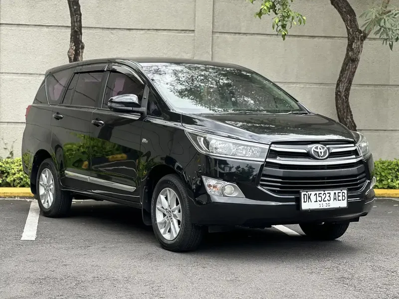 INNOVA REBORN G AT BENSIN 2017 HITAM - Bali in Bali